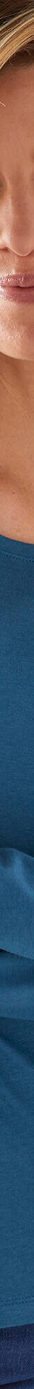 T-shirt col rond manches longues uni (bleu prusse) T-shirt col rond manches longues uni (bleu prusse)